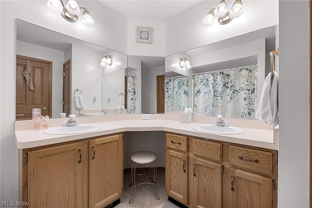 23420 Wainwright Terrace Olmsted Falls OH 44138
