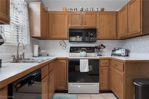 23420 Wainwright Terrace Olmsted Falls OH 44138