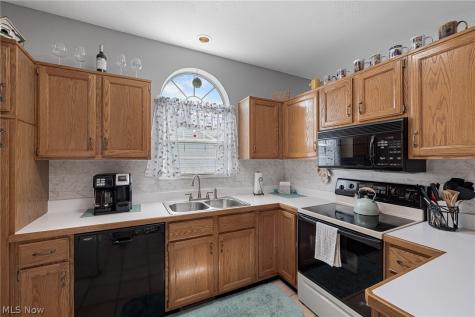 23420 Wainwright Terrace Olmsted Falls OH 44138
