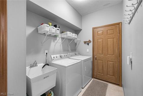 23420 Wainwright Terrace Olmsted Falls OH 44138