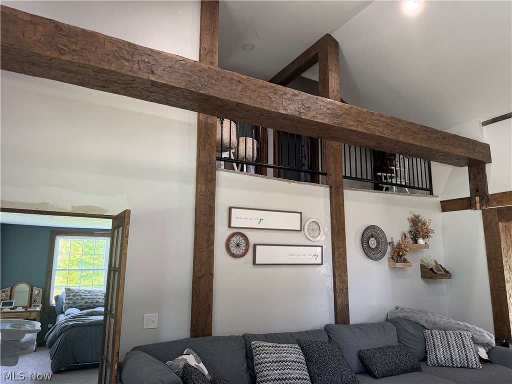 13166 Butternut Road Burton OH 44021