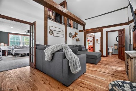 13166 Butternut Road Burton OH 44021