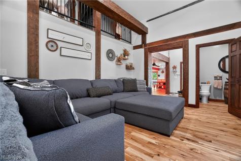 13166 Butternut Road Burton OH 44021