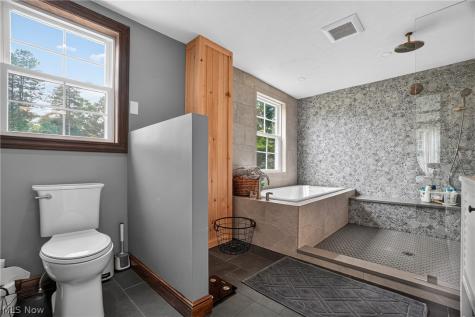 13166 Butternut Road Burton OH 44021