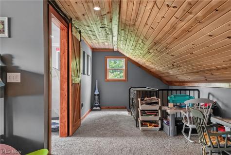 13166 Butternut Road Burton OH 44021