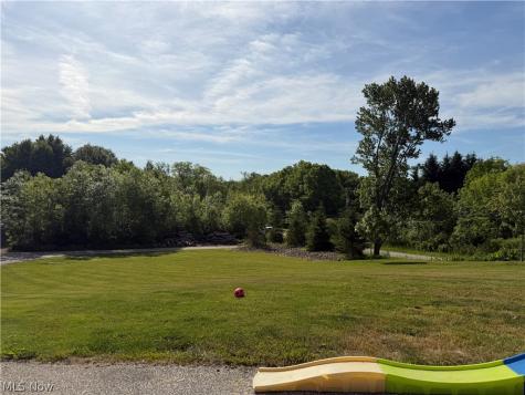 13166 Butternut Road Burton OH 44021