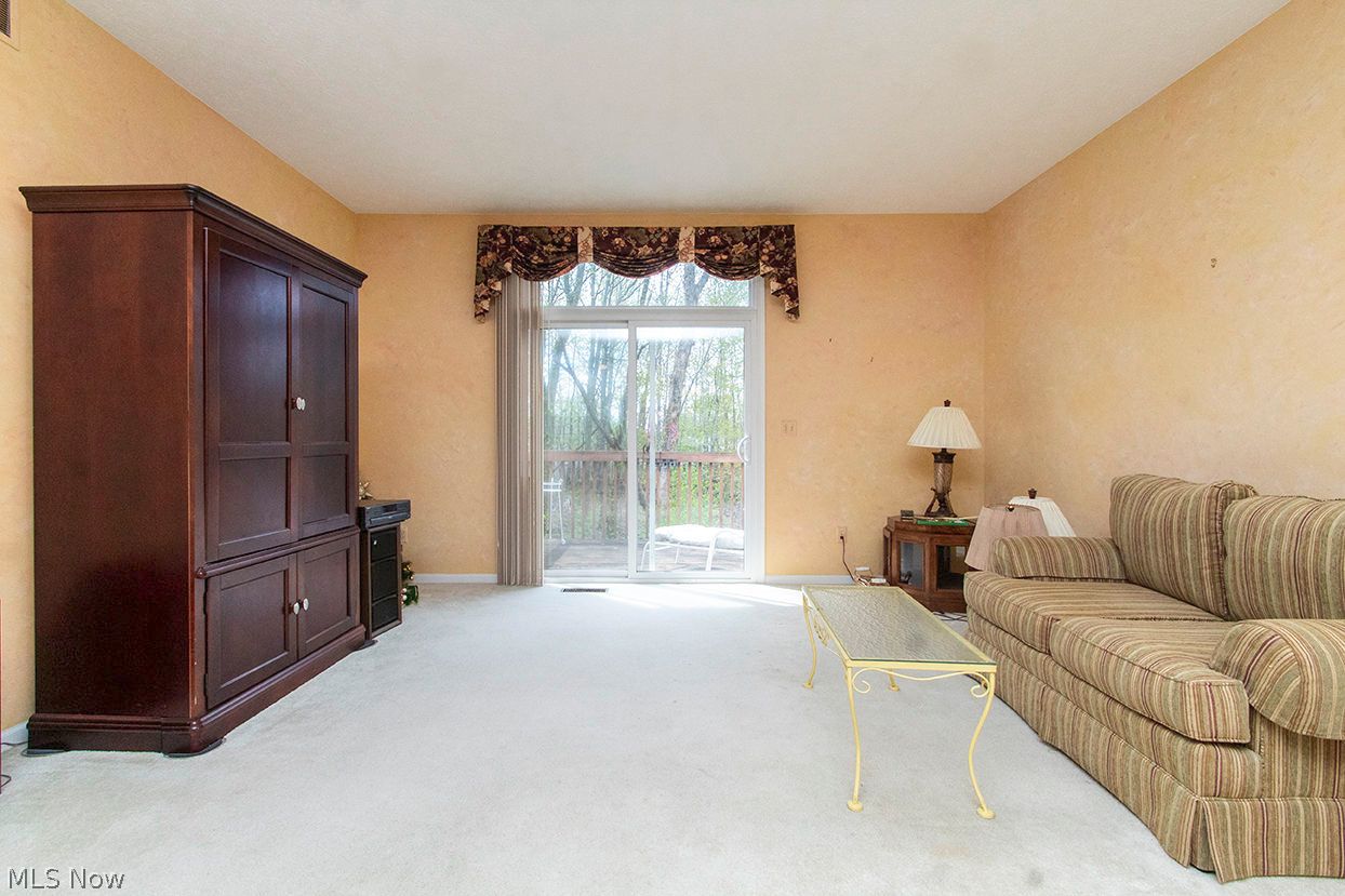 498 Rockledge Lane Brunswick OH 44212