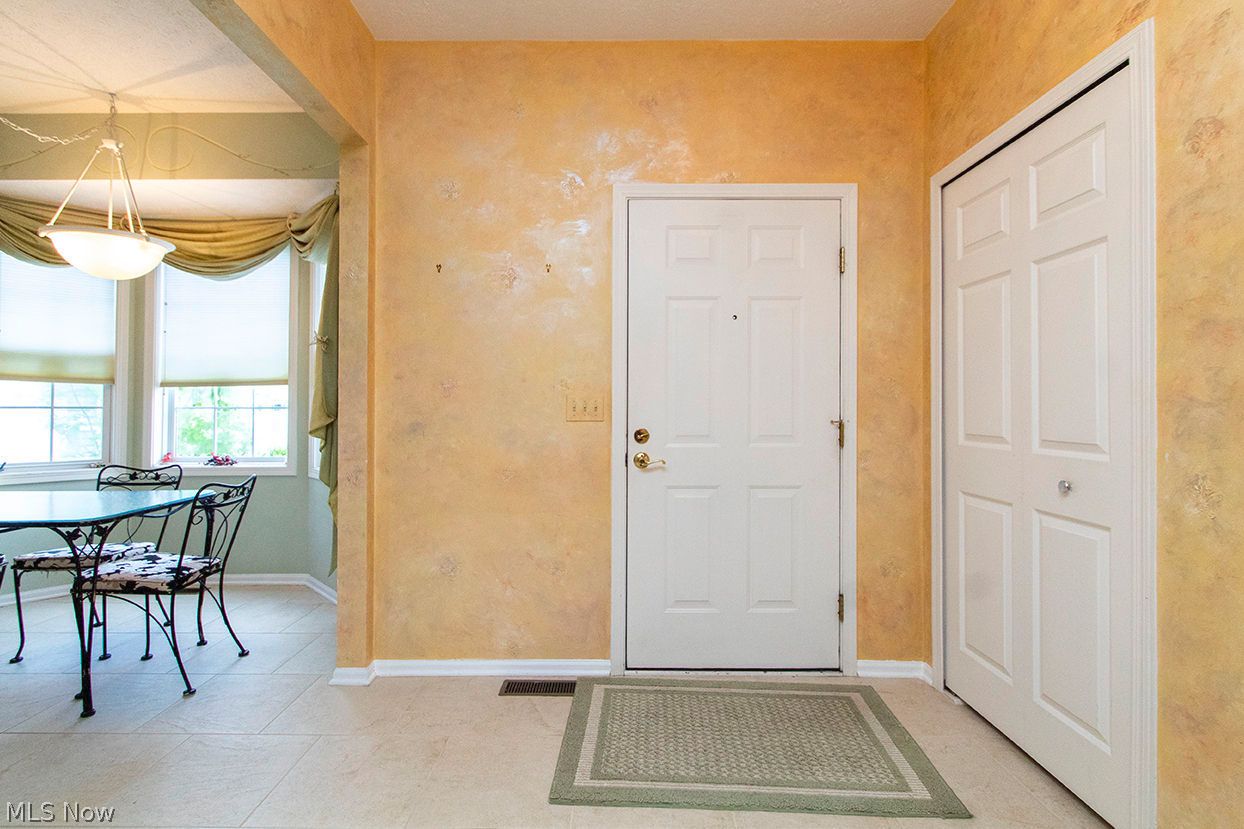 498 Rockledge Lane Brunswick OH 44212