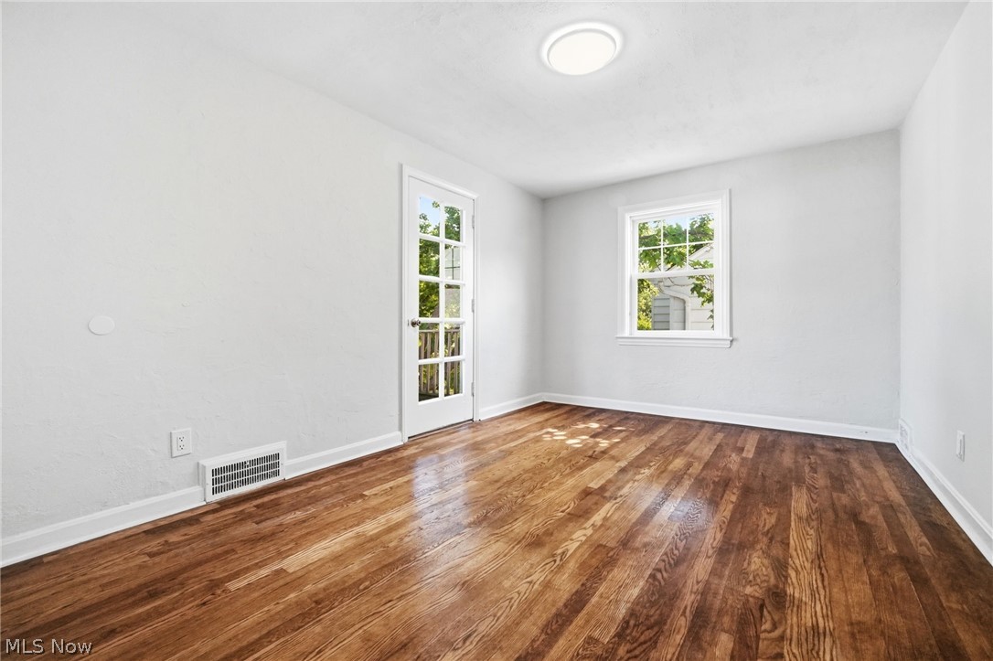 4429 Groveland Road University Heights OH 44118