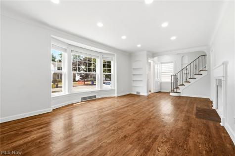 4429 Groveland Road University Heights OH 44118