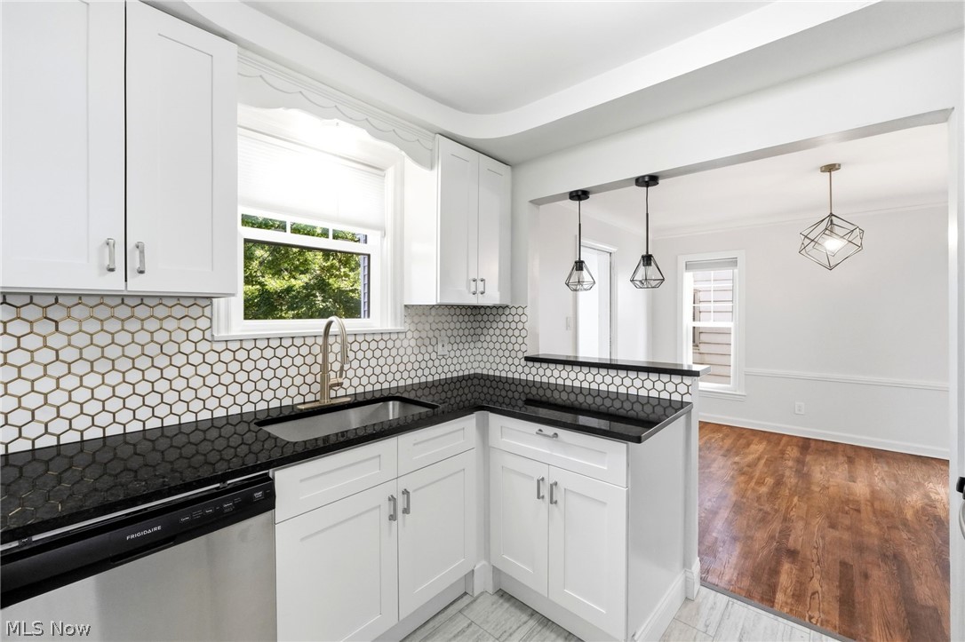 4429 Groveland Road University Heights OH 44118