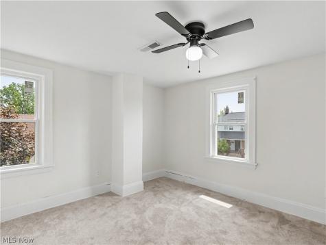 10617 Wadsworth Avenue Garfield Heights OH 44125