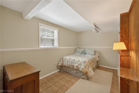 1664 Tinkers View Drive Twinsburg OH 44087