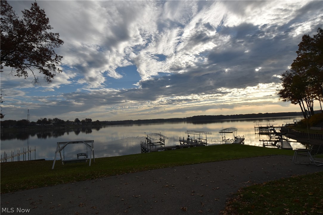 579 County Line Road Lake Milton OH 44429