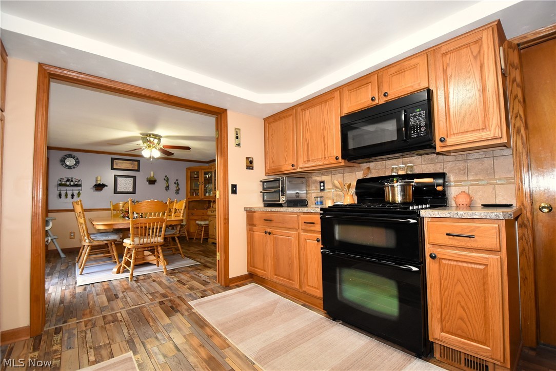 579 County Line Road Lake Milton OH 44429