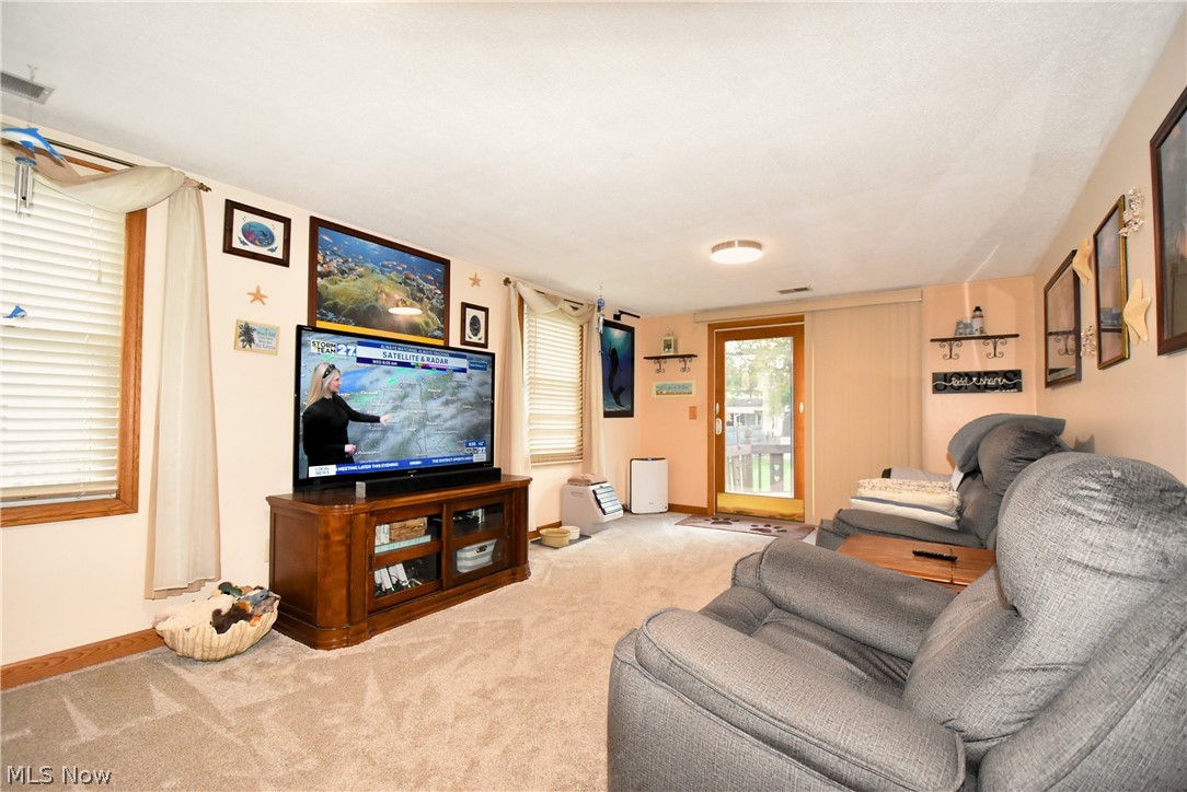579 County Line Road Lake Milton OH 44429