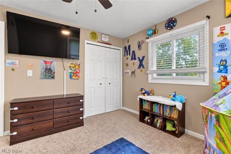 17513 Howe Road Strongsville OH 44136