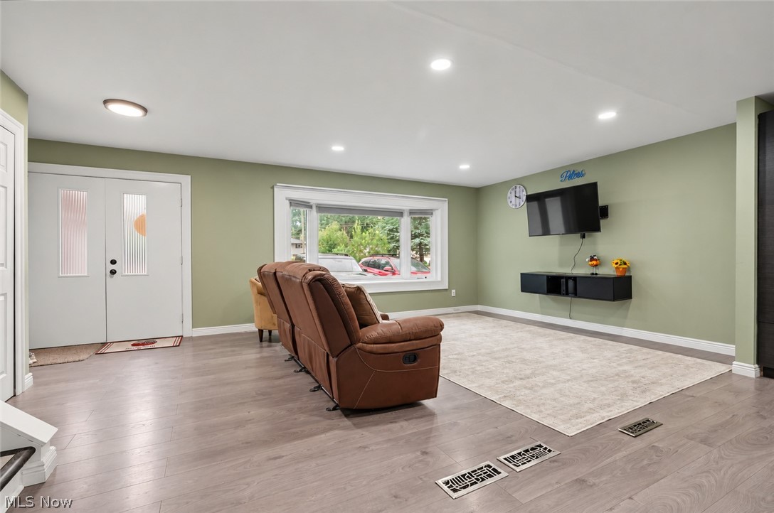 17513 Howe Road Strongsville OH 44136