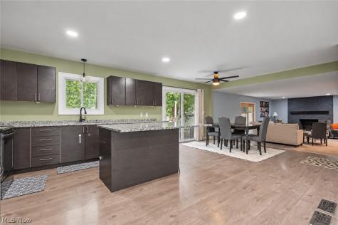 17513 Howe Road Strongsville OH 44136
