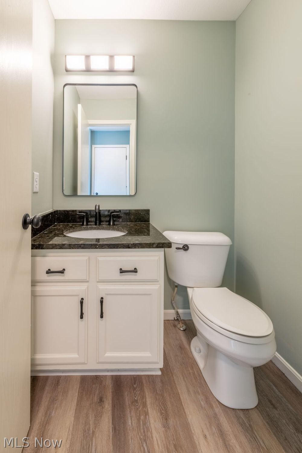 857 Longbrook Drive Wadsworth OH 44281