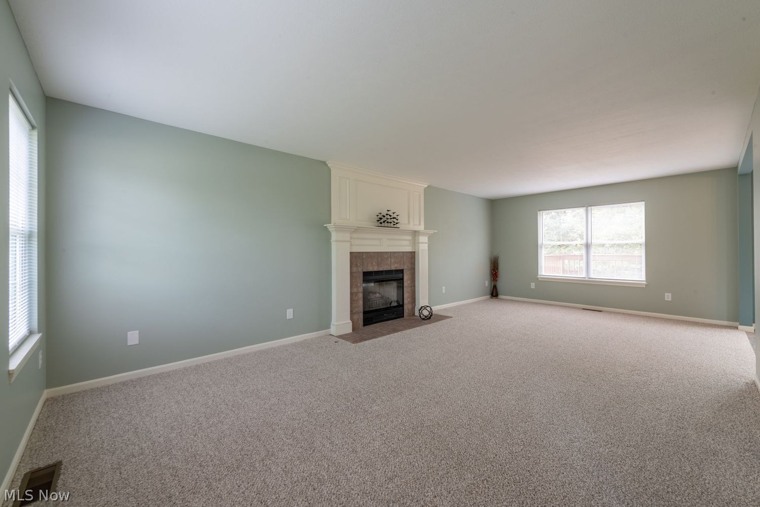 857 Longbrook Drive Wadsworth OH 44281