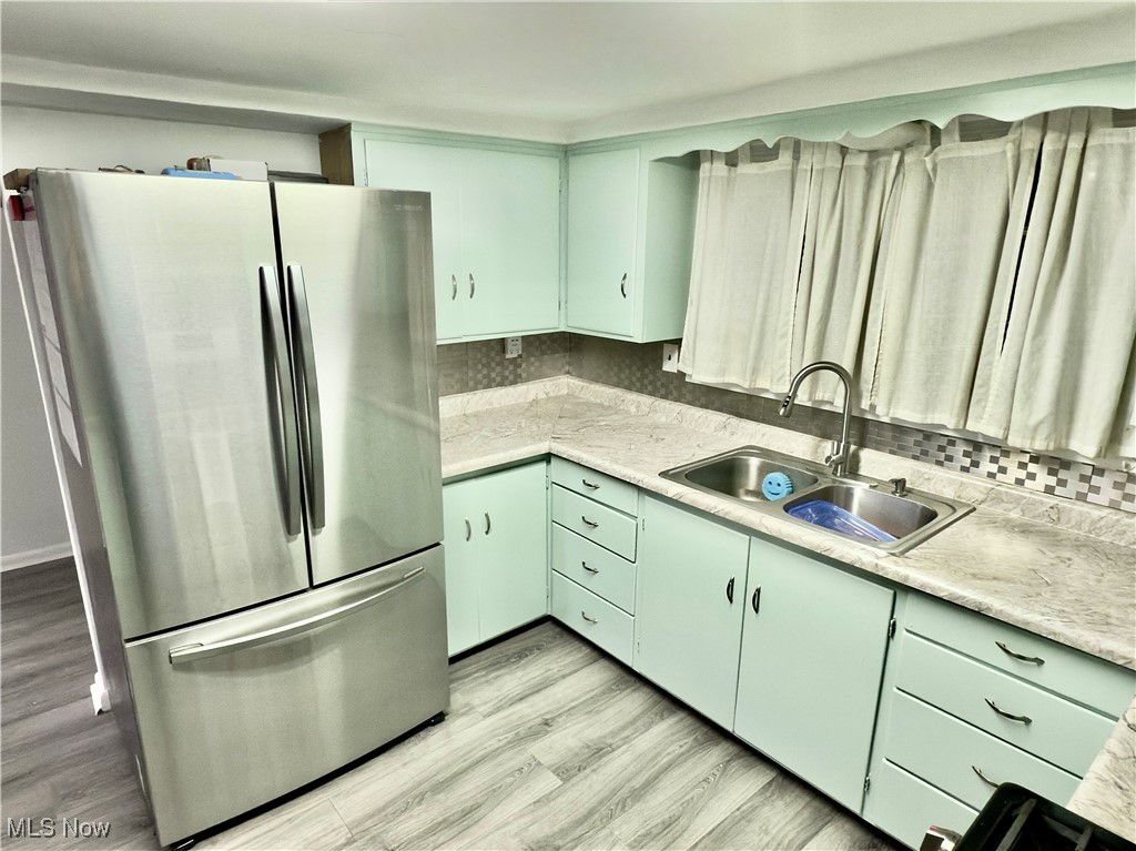 557 North Avenue Geneva OH 44041