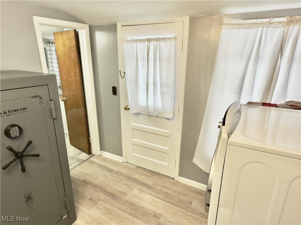 557 North Avenue Geneva OH 44041