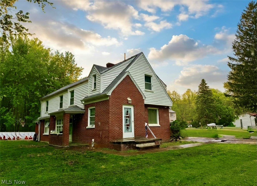 557 North Avenue Geneva OH 44041