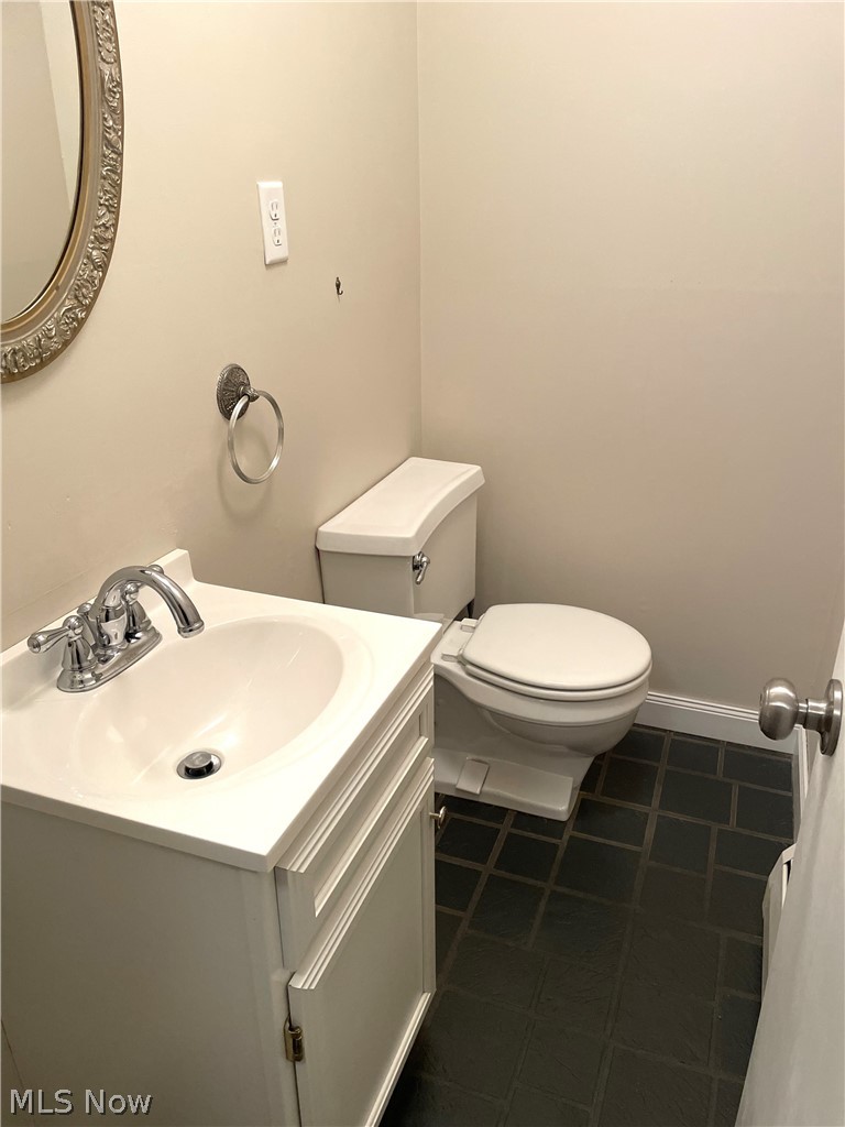 9584 Kinsman Road Novelty OH 44072