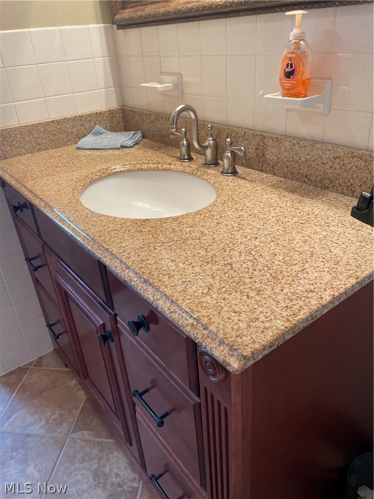 9584 Kinsman Road Novelty OH 44072