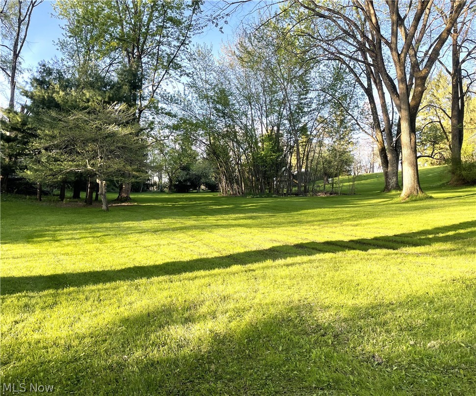 9584 Kinsman Road Novelty OH 44072