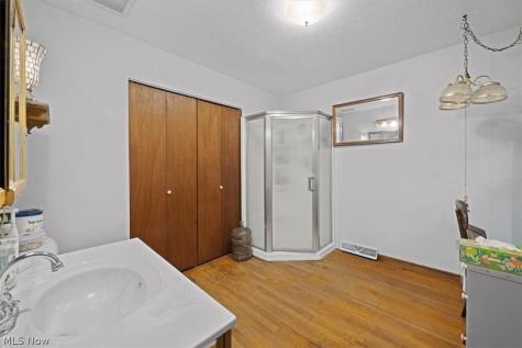 7836 State Route 44 Ravenna OH 44266