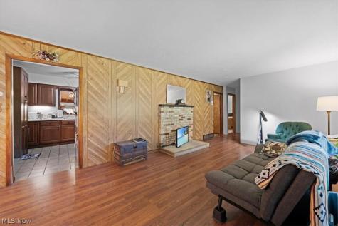 7836 State Route 44 Ravenna OH 44266