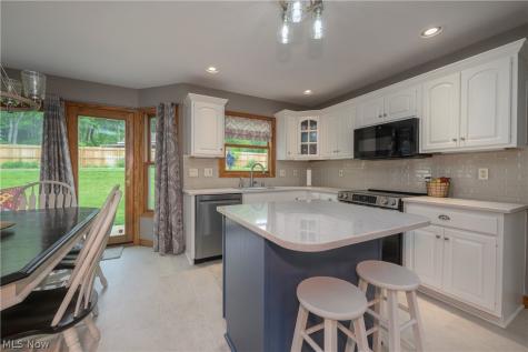 1150 Rolena Circle NW Canton OH 44708