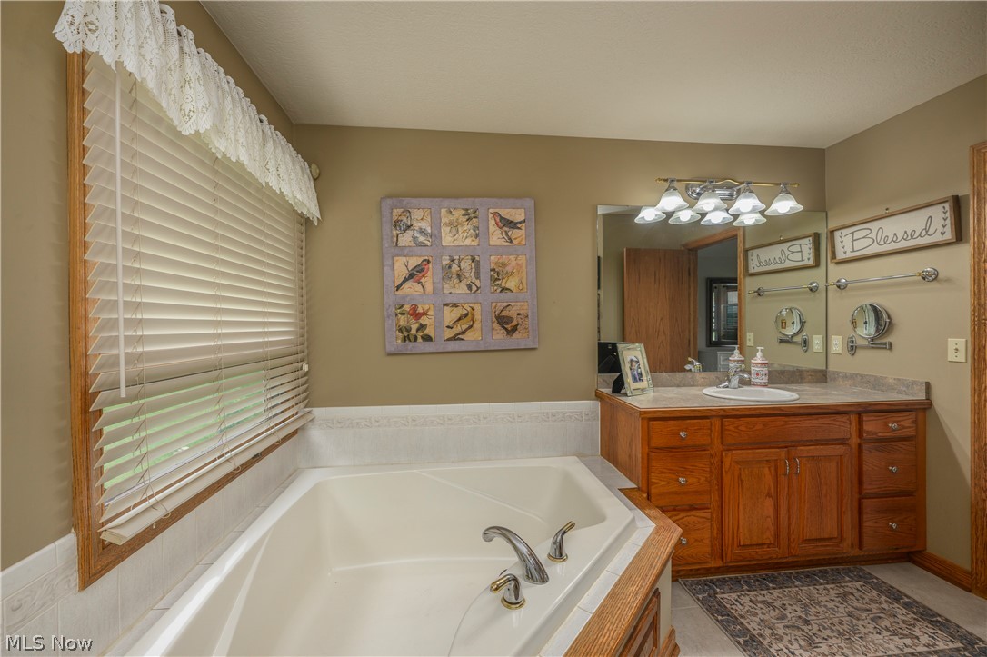 1150 Rolena Circle NW Canton OH 44708