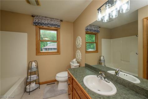 1150 Rolena Circle NW Canton OH 44708