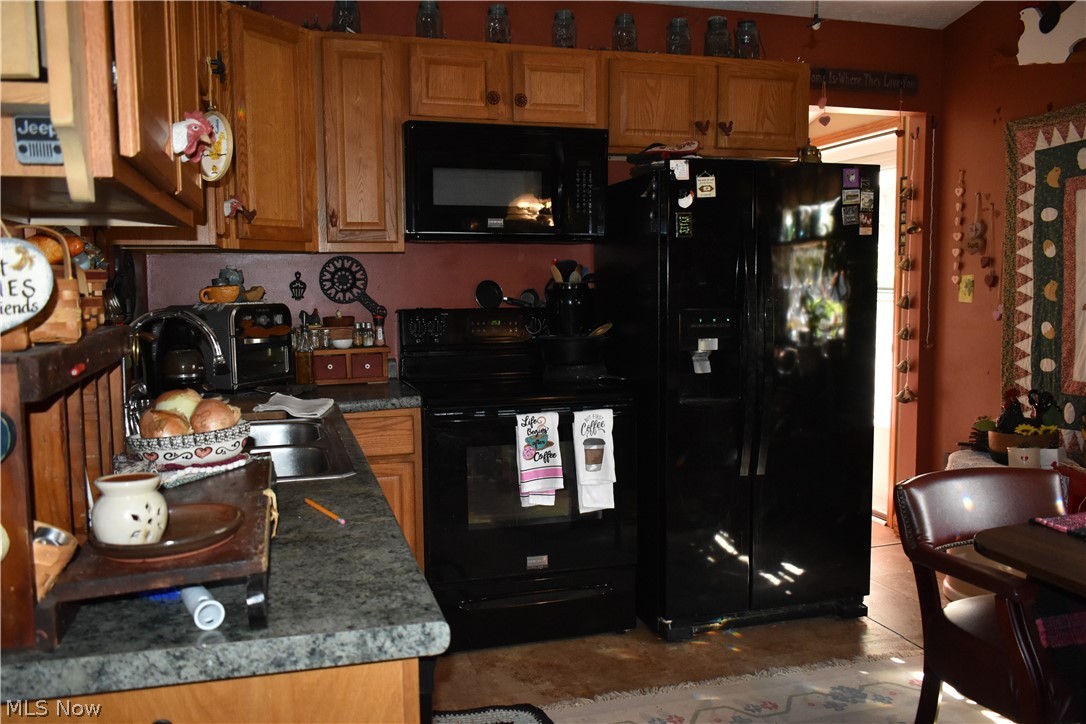 1220 Ivy Street Coshocton OH 43812