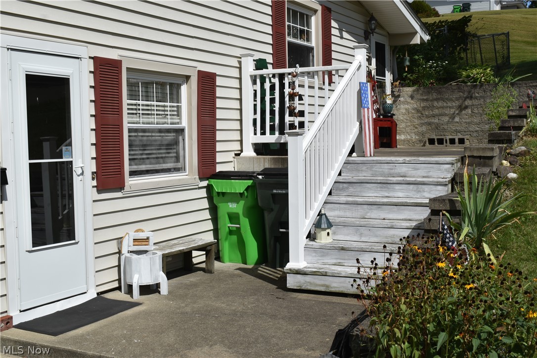 1220 Ivy Street Coshocton OH 43812