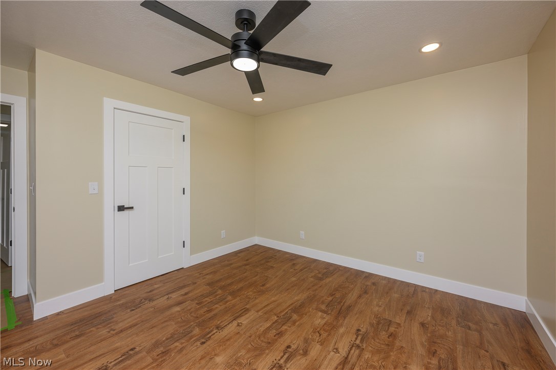 1545 Roanoke Avenue Uhrichsville OH 44683