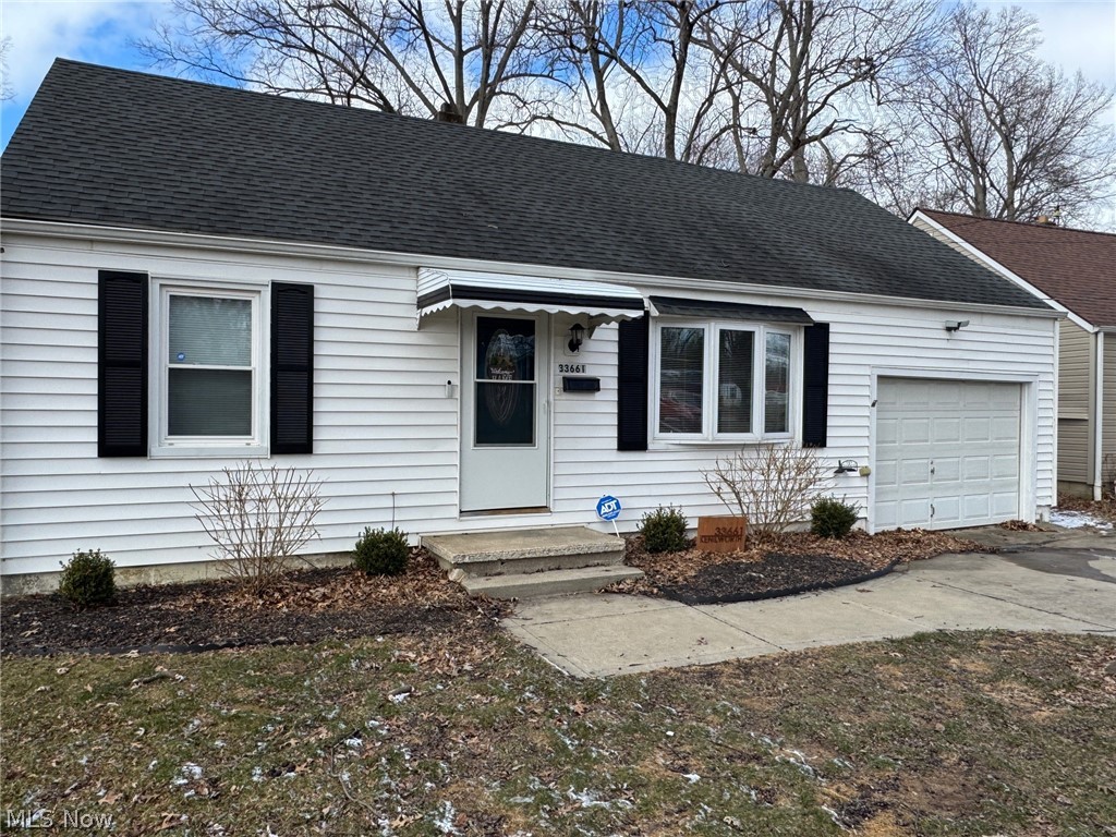 33661 Kenilworth Road Eastlake OH 44095