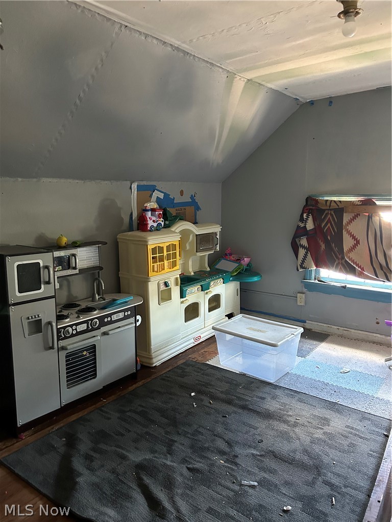 17445 Northwood Avenue Lakewood OH 44107