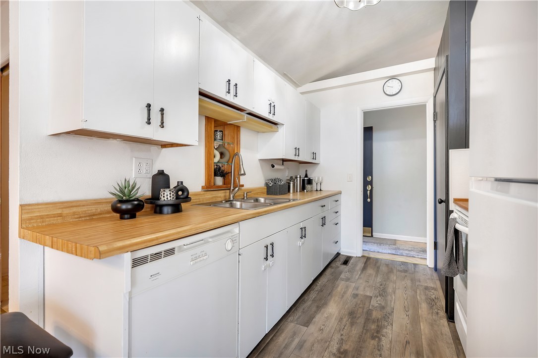 1718 Fernwood Boulevard Alliance OH 44601