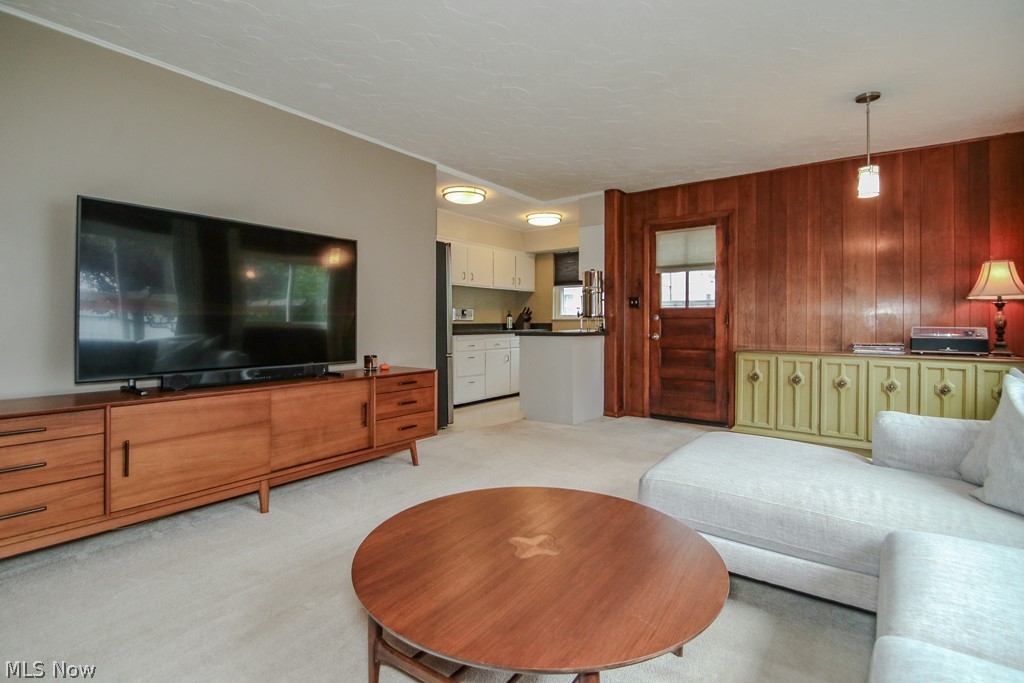 1243 Winston Road South Euclid OH 44121