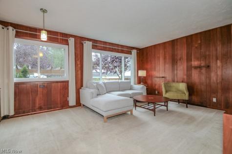 1243 Winston Road South Euclid OH 44121