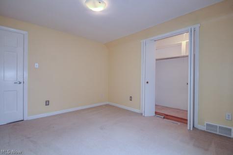 1243 Winston Road South Euclid OH 44121
