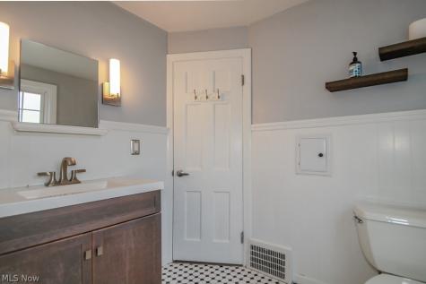 1243 Winston Road South Euclid OH 44121