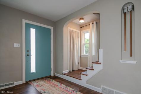 1243 Winston Road South Euclid OH 44121