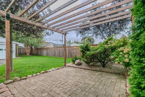 1243 Winston Road South Euclid OH 44121