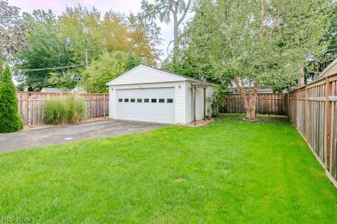 1243 Winston Road South Euclid OH 44121