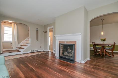 1243 Winston Road South Euclid OH 44121